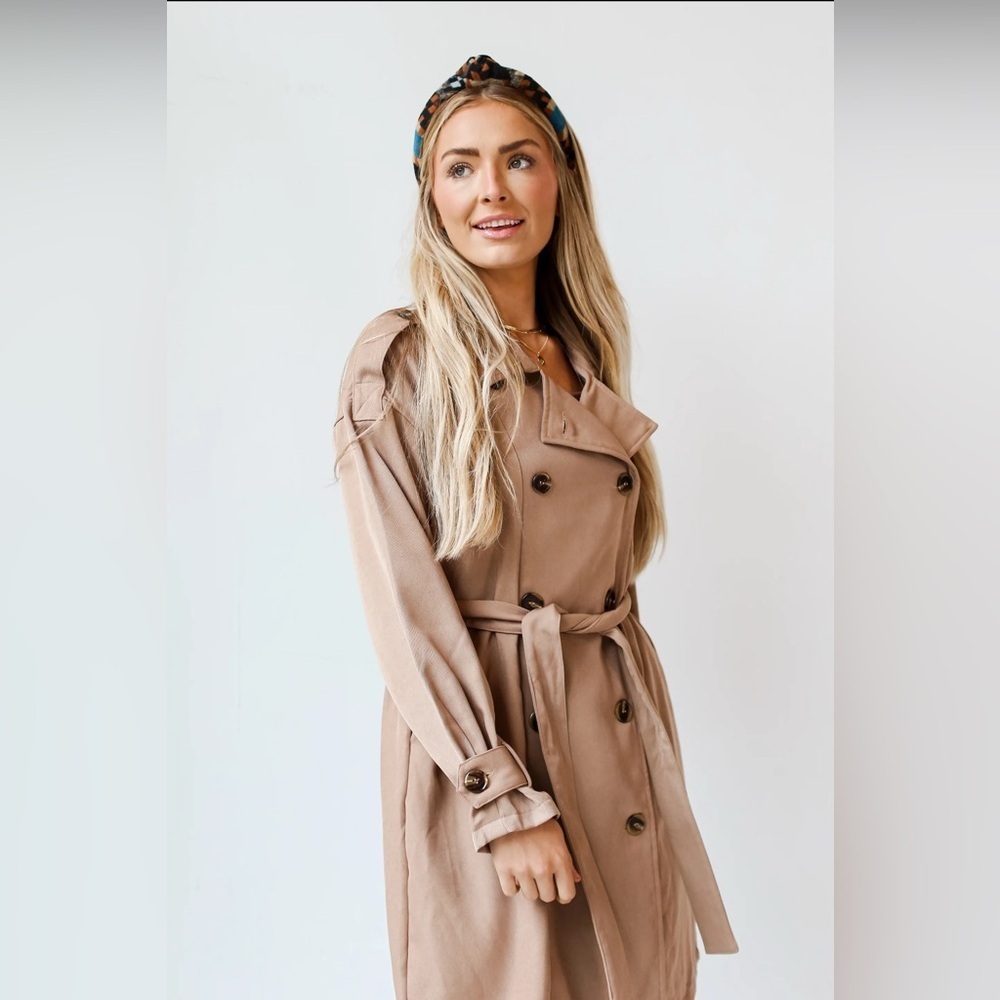 HYFVE brand new with tag trench coat with removable belt size large - Picture 3 of 12